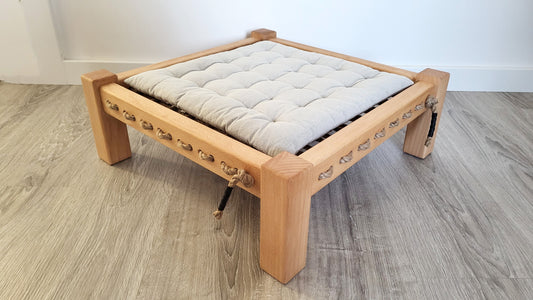 Wooden Pet Bed for Cats and Small Dogs | Homy Stork