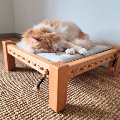 Wooden Pet Bed for Cats and Small Dogs | Homy Stork